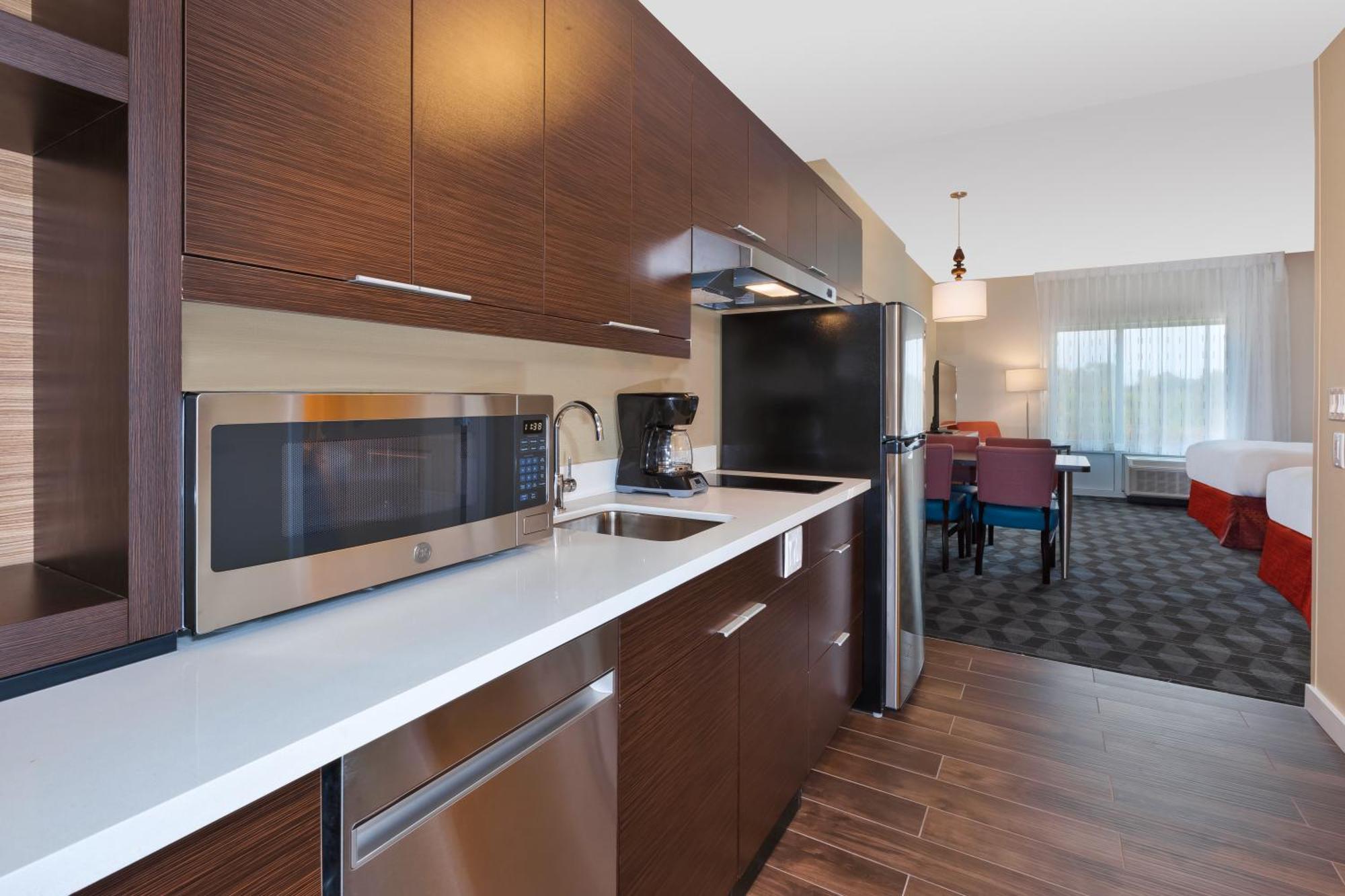 Towneplace Suites By Marriott Grand Rapids Airport Southeast Exteriér fotografie