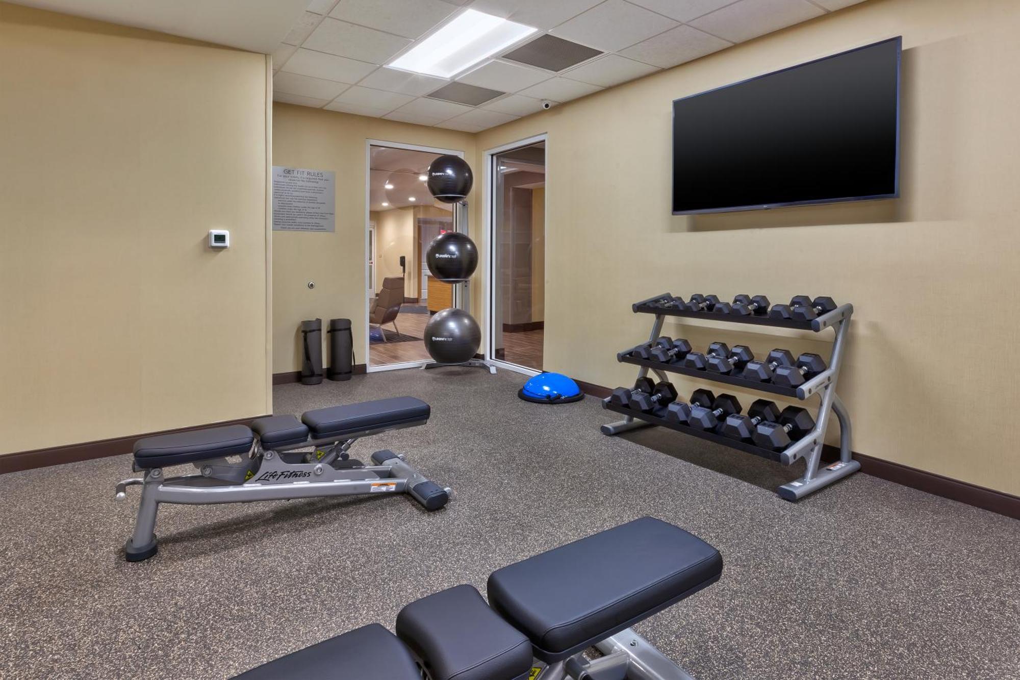 Towneplace Suites By Marriott Grand Rapids Airport Southeast Exteriér fotografie