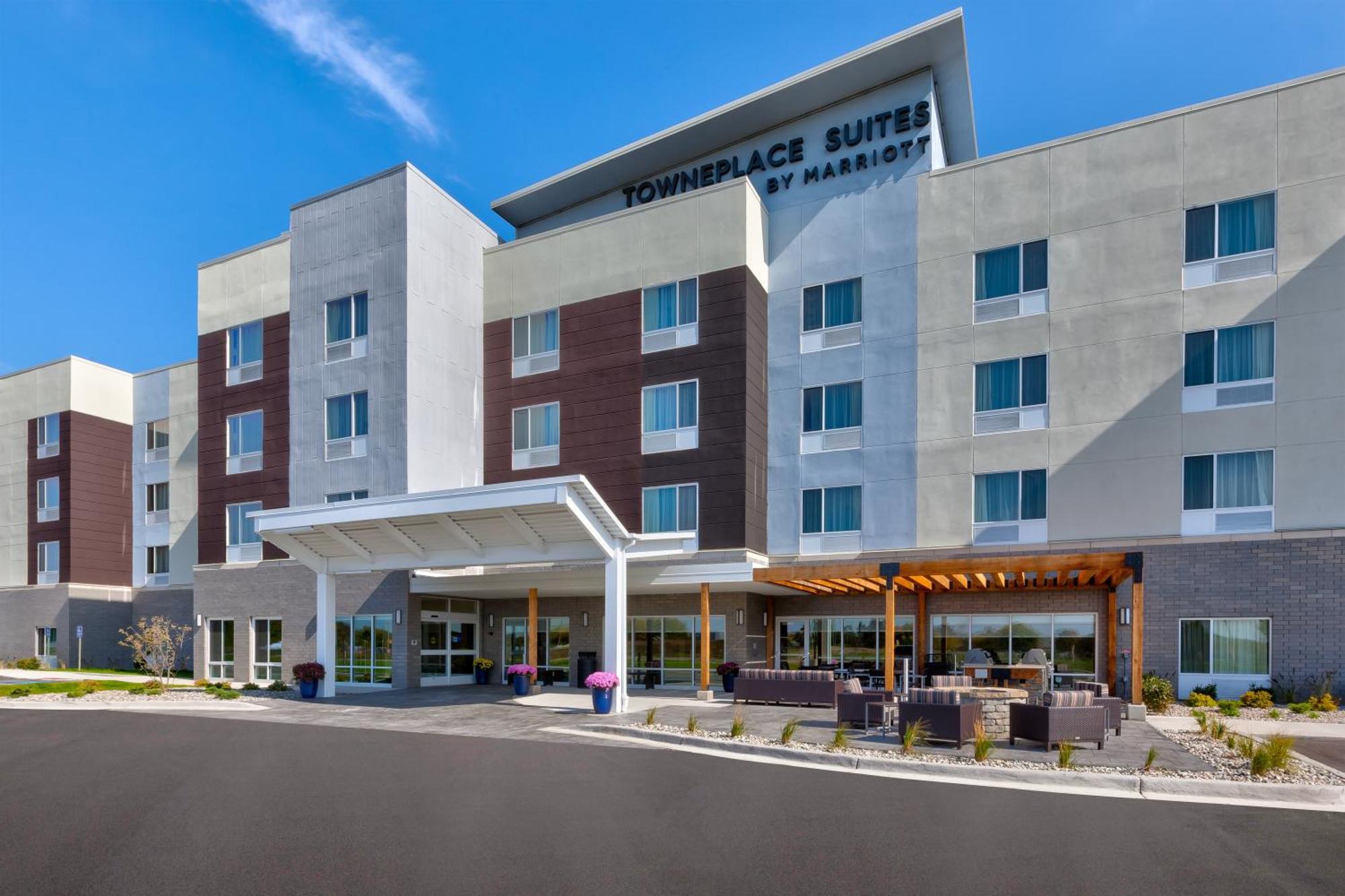 Towneplace Suites By Marriott Grand Rapids Airport Southeast Exteriér fotografie