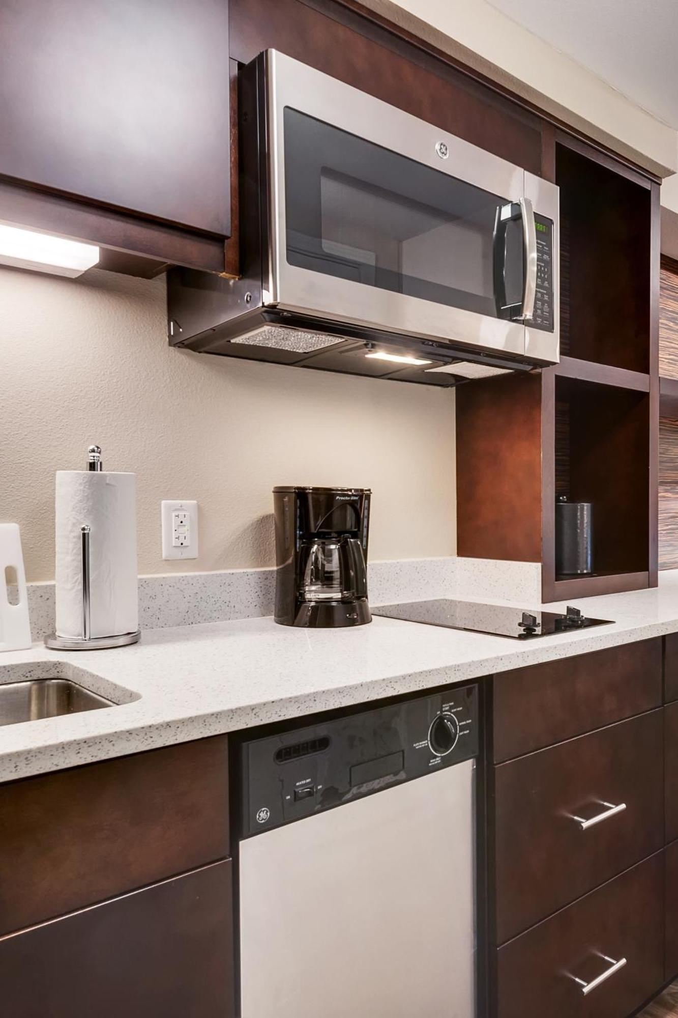 Towneplace Suites By Marriott Grand Rapids Airport Southeast Exteriér fotografie