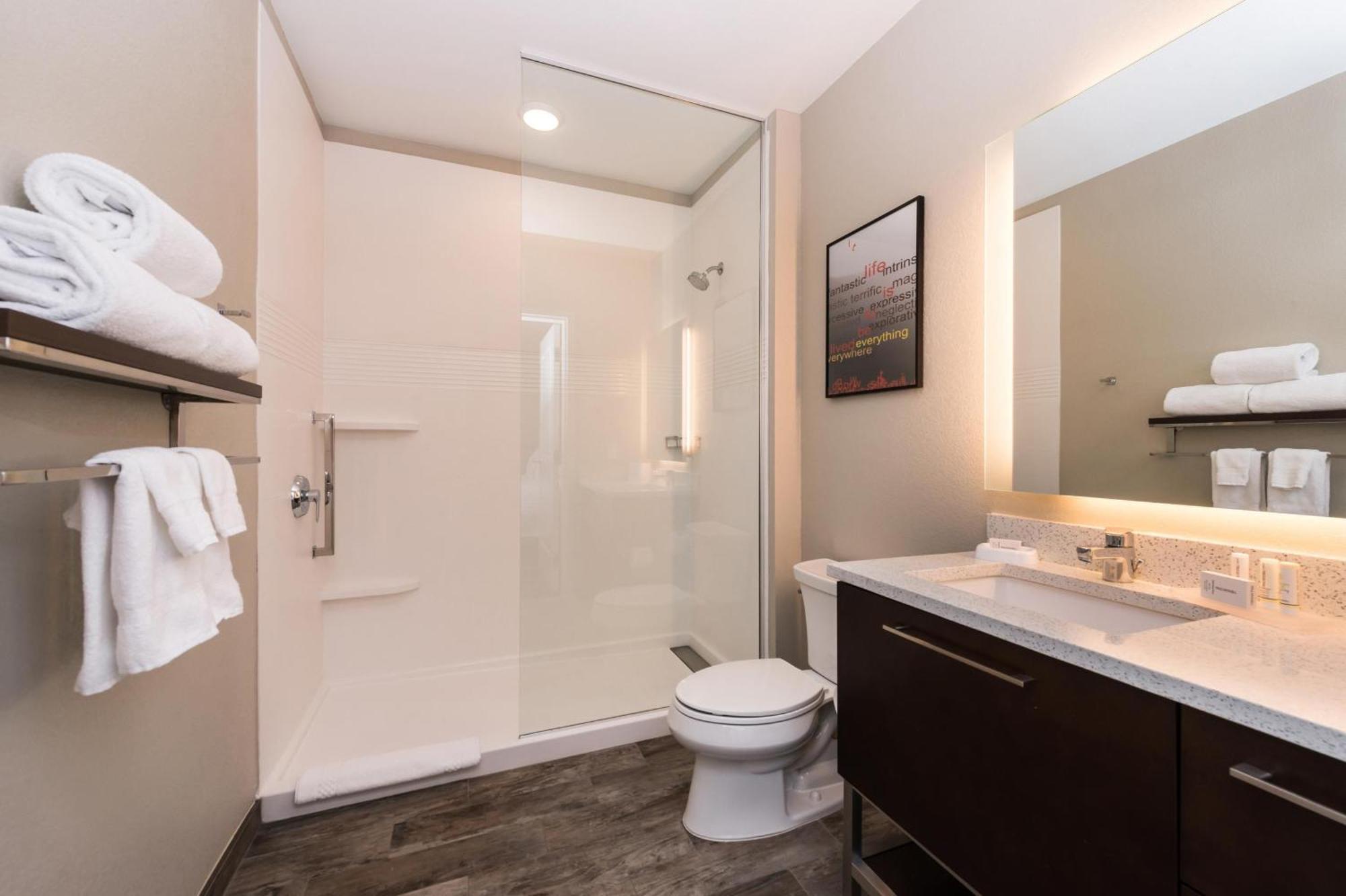 Towneplace Suites By Marriott Grand Rapids Airport Southeast Exteriér fotografie